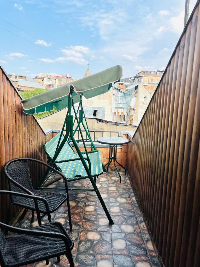 Beautiful Apartment On Atoneli 트빌리시 외부 사진